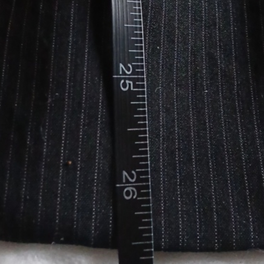 New York and Company Women's Black and White Striped Blazer Jacket. Size 8 - Picture 6 of 8